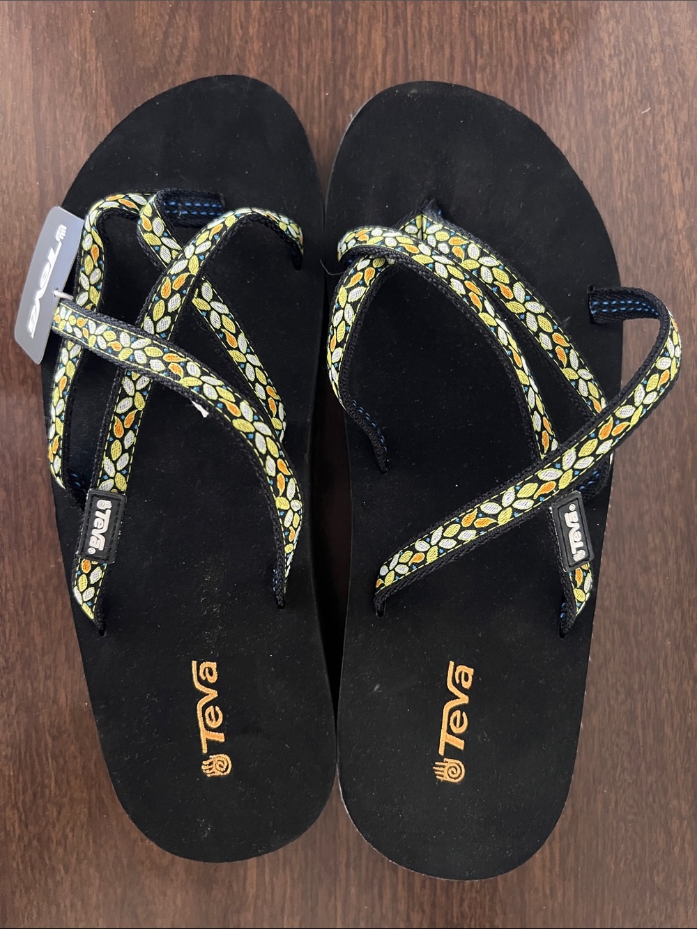 Teva New With Tags Black Platform Sandals with Yellow Floral Straps Size 9 - Picture 4 of 10